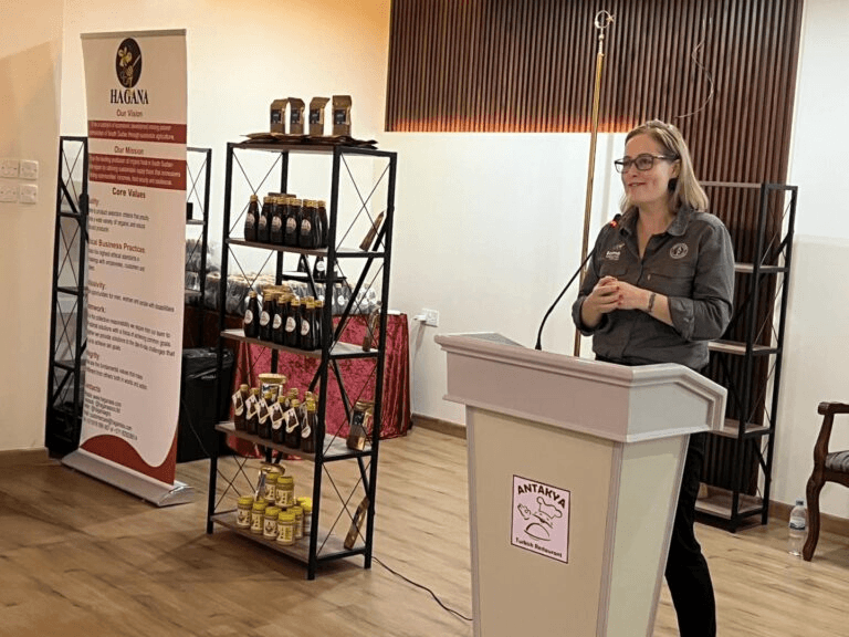 Election Polls Show Tight Race in Key States